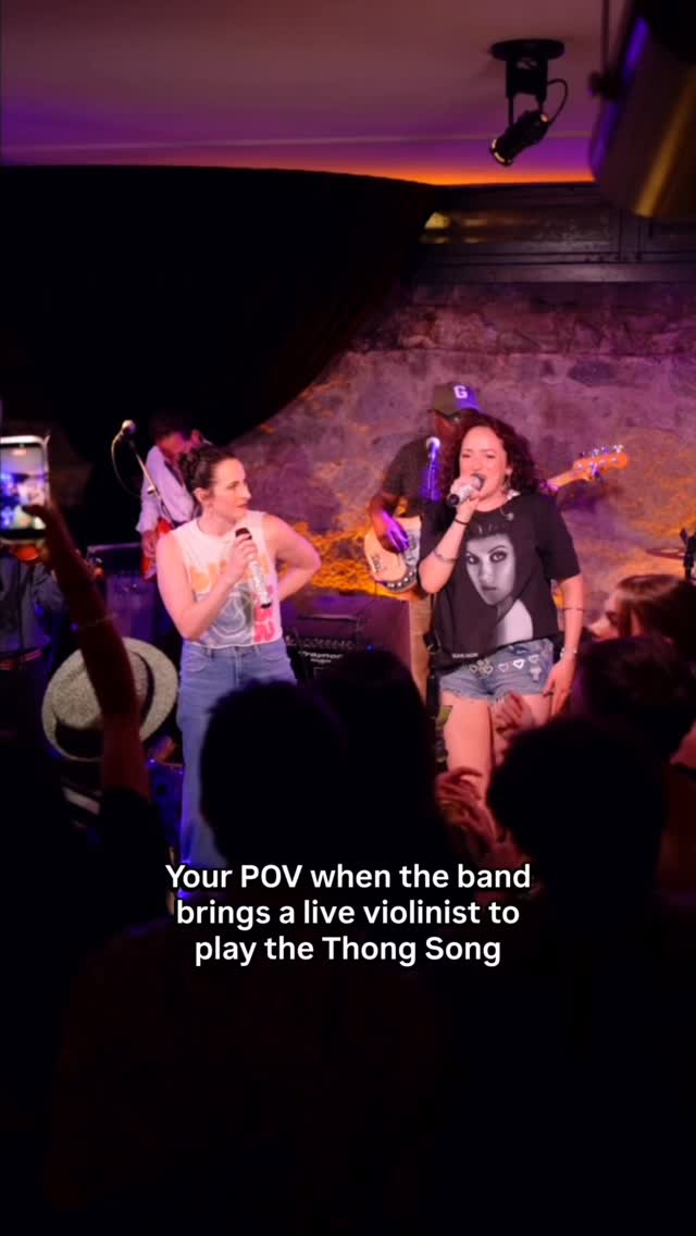 Can’t do the Thong Song without that iconic violin part! Huge shout out to @michaelfrasermusic for joining us on stage 🎻 ✨ 

#millennial #thongsong #sisqo #livemusicvancouver 

🎥 @carlyreirson 
📍 @guiltandco
